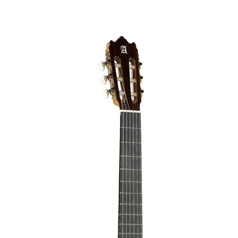 Классическая гитара Alhambra 6.207 Classical Conservatory 4P A